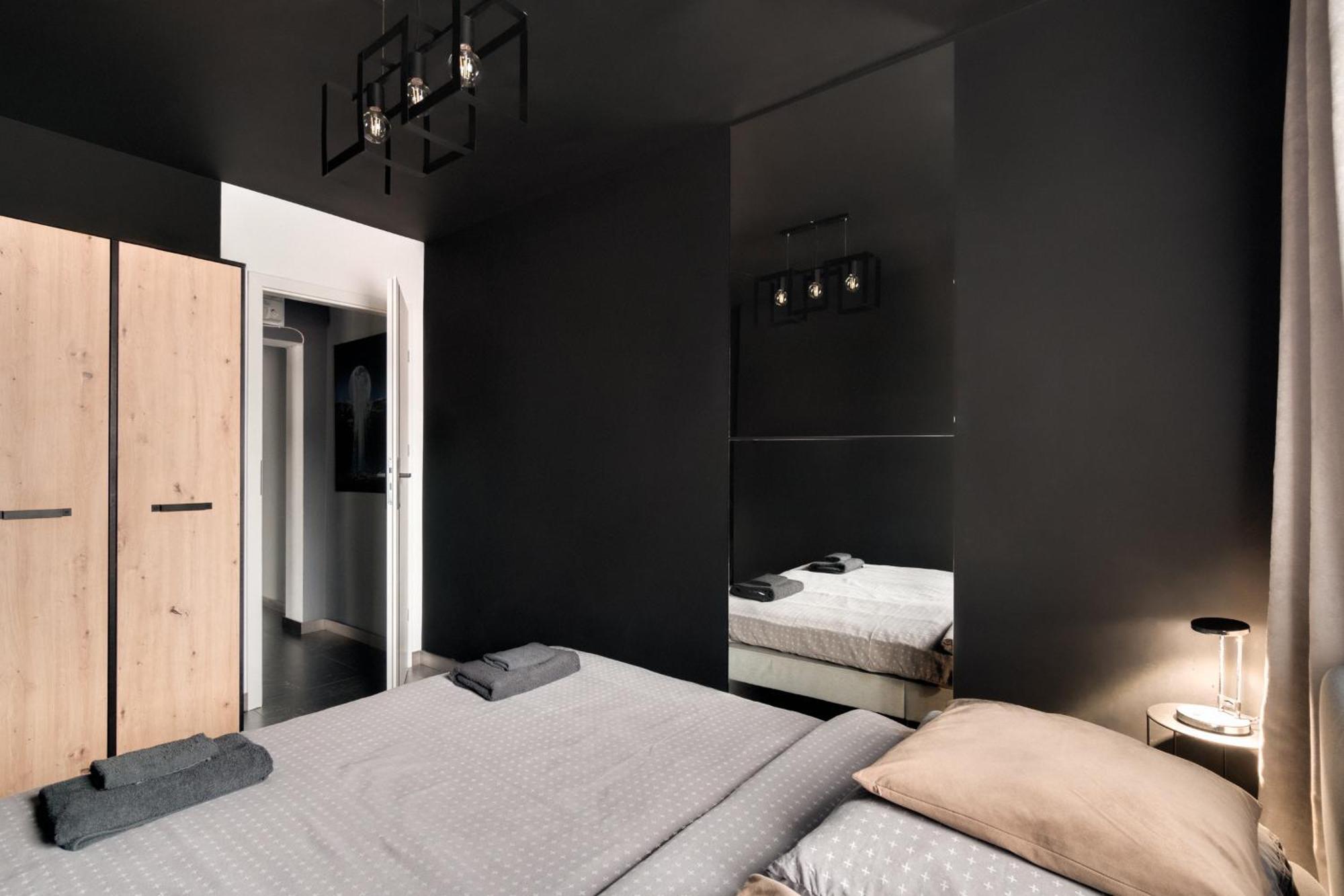 Blacknight Apartment - Self Check-In 24H Breslavia Exterior foto